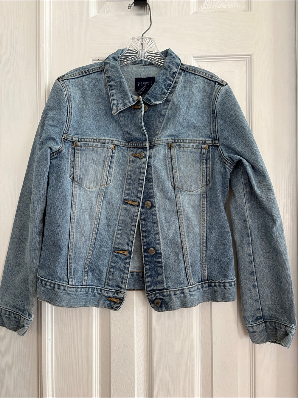 The Limited Y2K vintage Classic Light Blue cotton Denim Jean Jacket Womens small